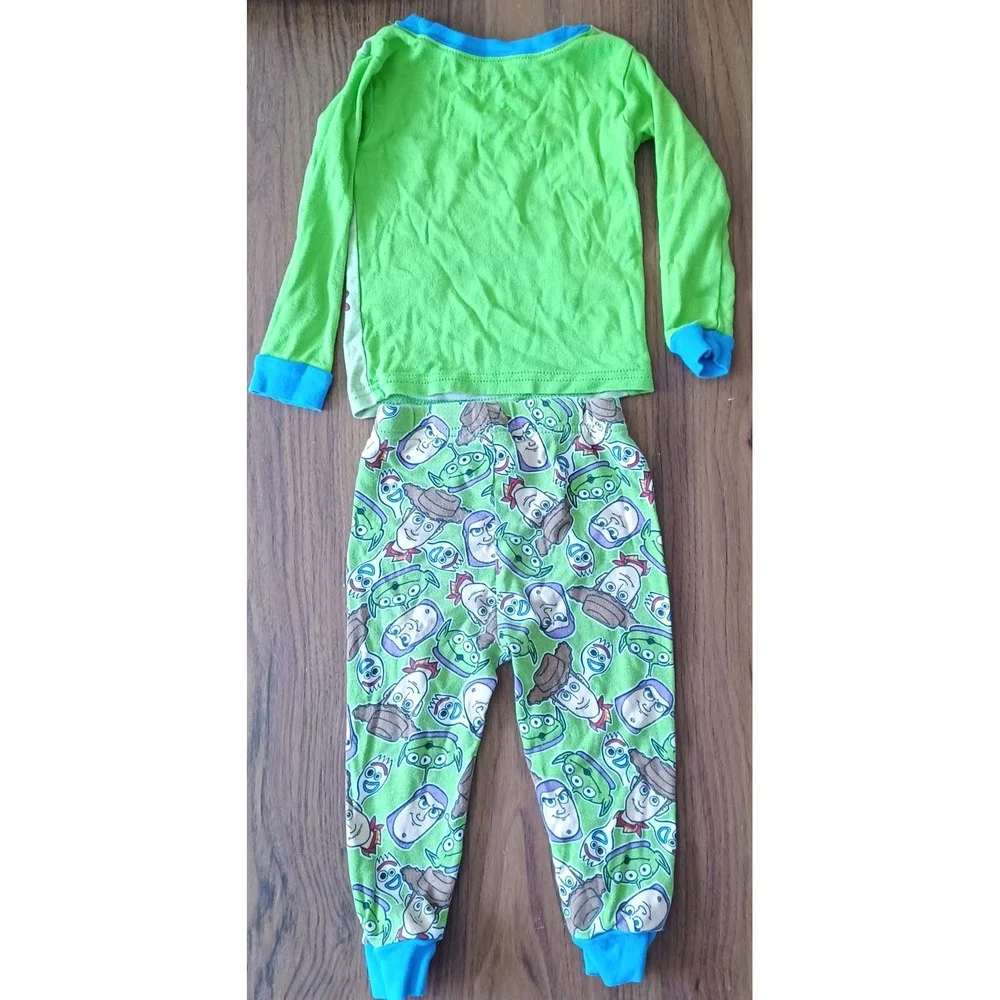 Disney Pixar Toy Story 2 pc Pajama Set Kids 2T Green Blue Woody Buzz Snug Fit
